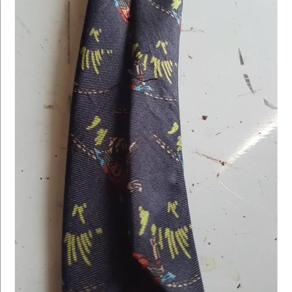 Valentino Cravatte Silk Neck Tie Italy 57 Inches - Picture 4 of 4